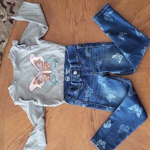 A pair of jeans and shirt combo